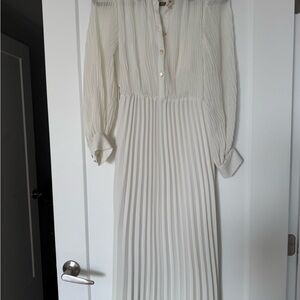 Zara Cream Long Sleeve Pleated Dress